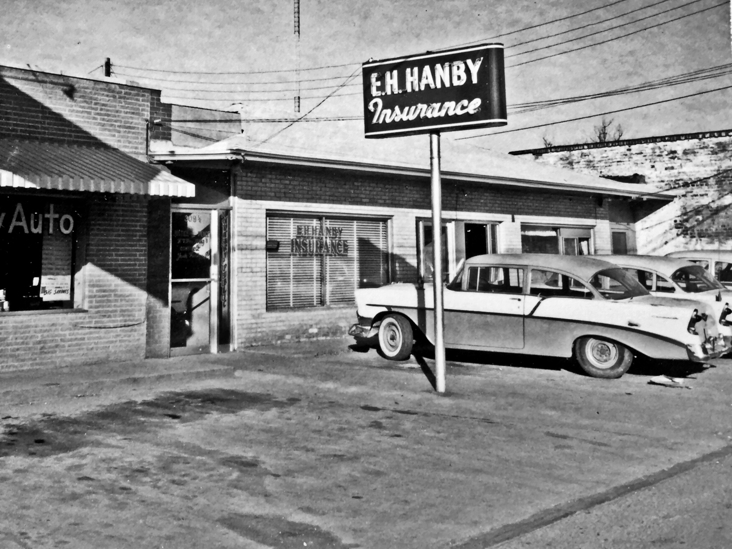 Picture of the Hanby Insurance office around 1950
